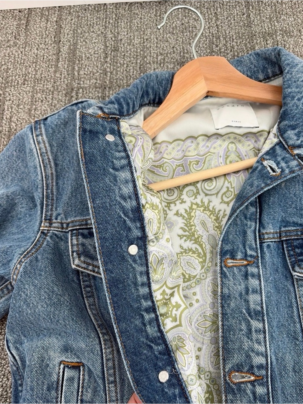 Sandro Light Blue Denim Jacket with paisley lining - Picture 4 of 4